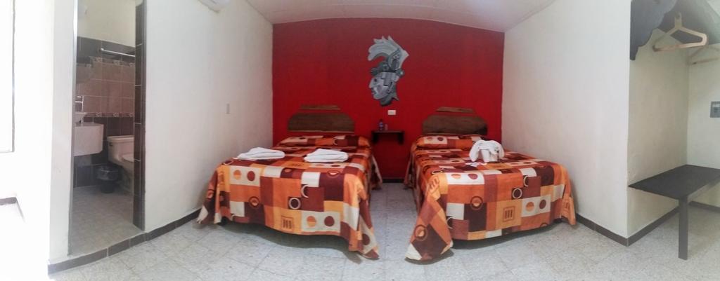Hotel D' Santiago パレンケ エクステリア 写真