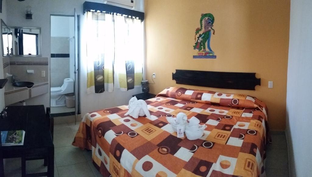 Hotel D' Santiago パレンケ エクステリア 写真