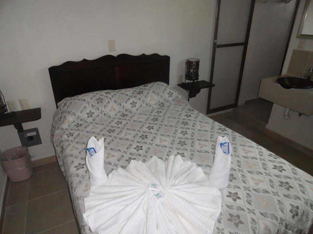 Hotel D' Santiago パレンケ エクステリア 写真